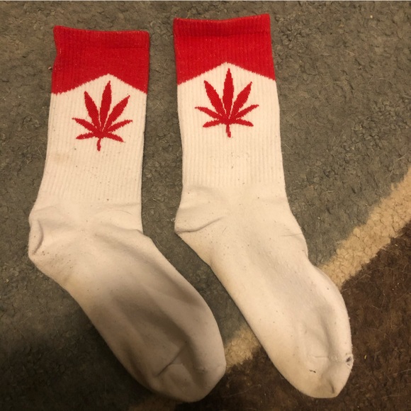 BOGO Weed Leaf Socks - Picture 1 of 2